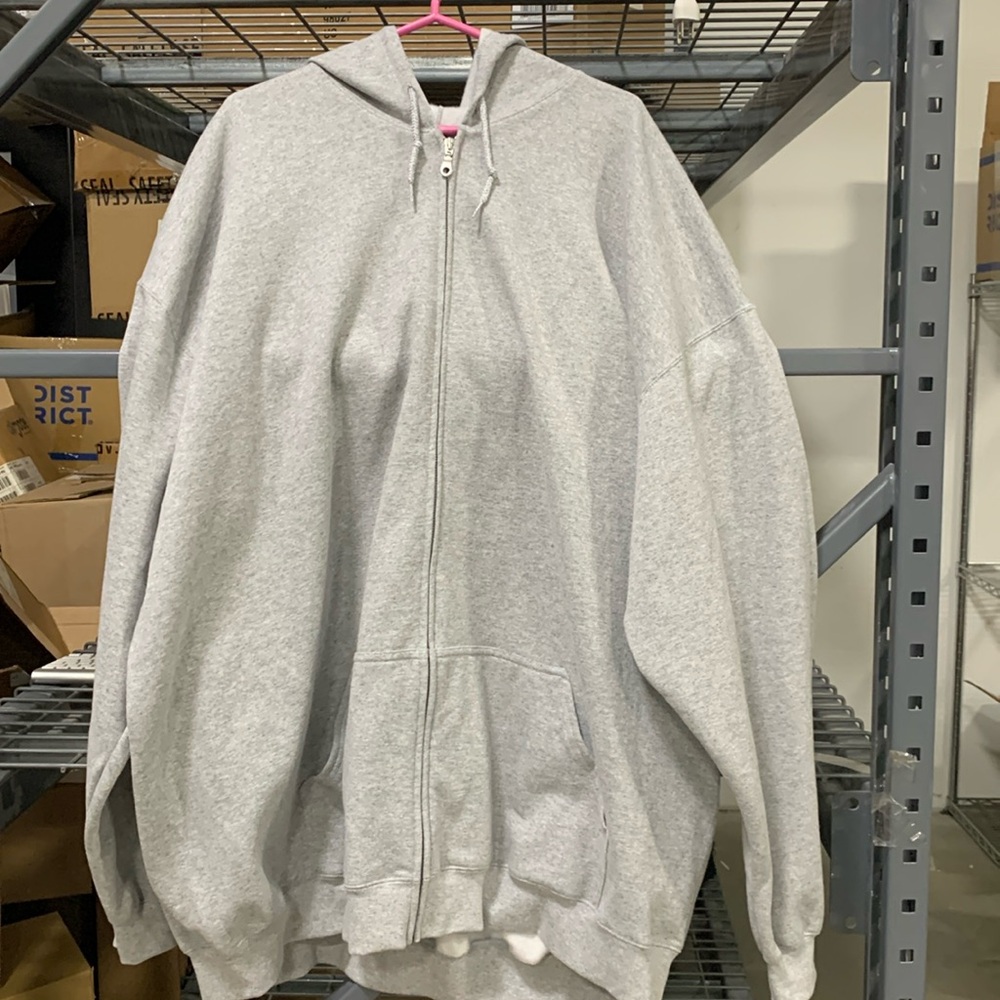 Heavy weight zipped up hoodie